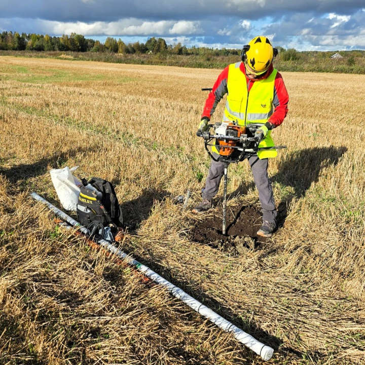 Ground water observation well